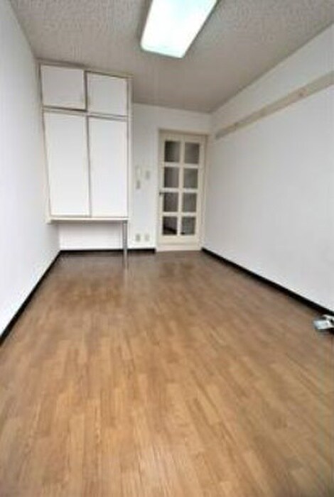 物件内観写真13　(居室)