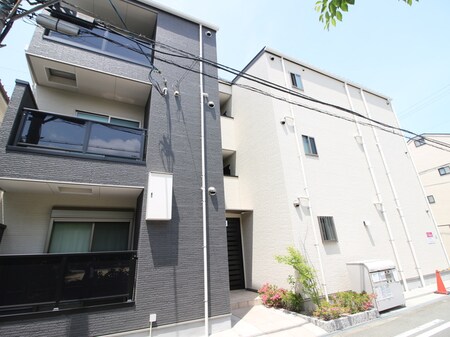 F maison SQUARE Ⅲ番館外観写真