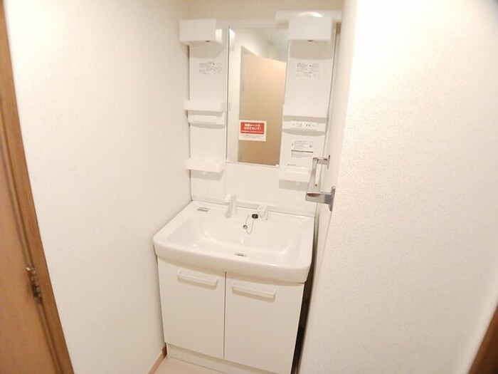 物件内観写真7　(洗面)