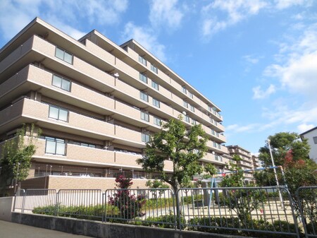 ﾗｲｵﾝｽﾞﾏﾝｼｮﾝ京都山科ｶﾞｰﾃﾞﾝｼﾃｨ外観写真
