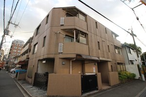 春日グランドハイツ外観写真