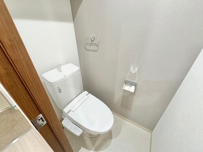 物件内観写真12　(トイレ)