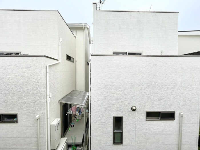 物件内観写真21　(室内からの展望)