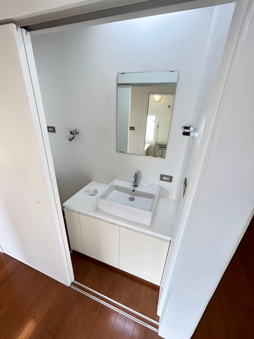 物件内観写真16　(洗面)