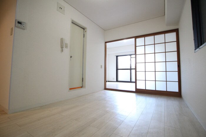 物件内観写真10　(居室)