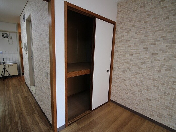 物件内観写真11　(収納)