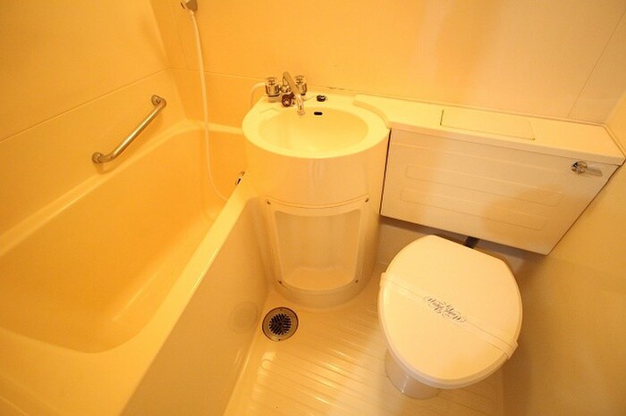 物件内観写真13　(バス／シャワールーム等)