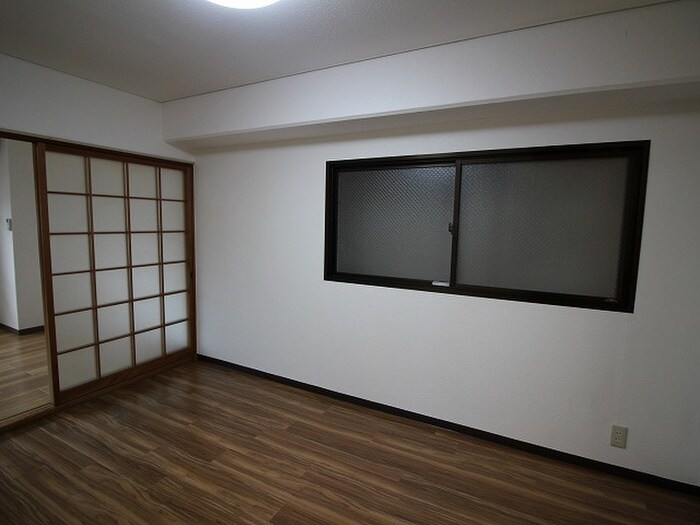 物件内観写真16　(居室)