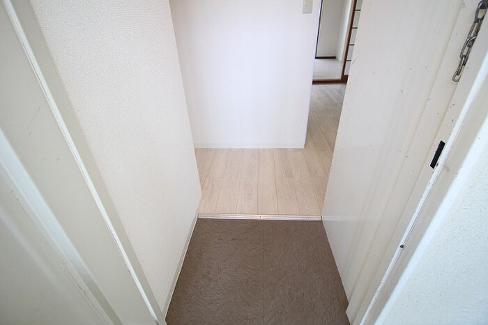 物件内観写真20　(玄関)