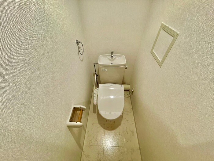 物件内観写真9　(トイレ)