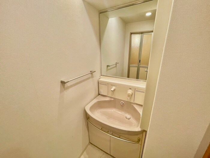 物件内観写真11　(洗面)