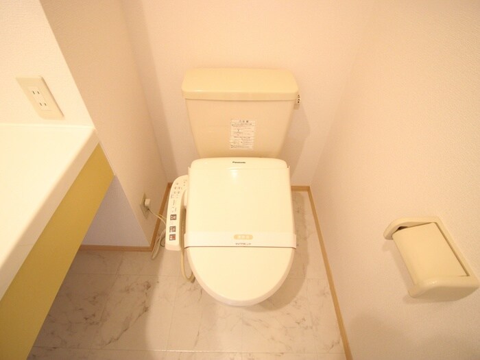 物件内観写真10　(トイレ)