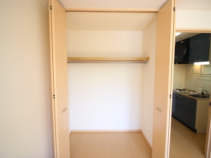 物件内観写真13　(収納)