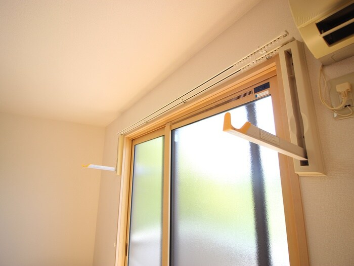 物件内観写真16　(内観写真)