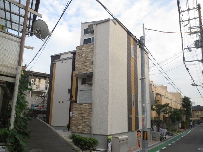 物件外観写真1　(外観写真)