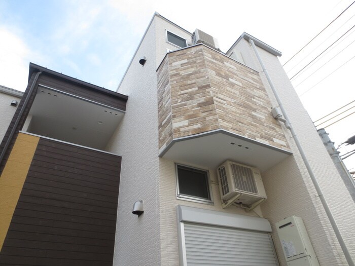 物件外観写真2　(外観写真)