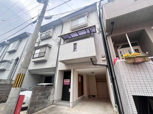 太秦乾町31-10貸家外観写真
