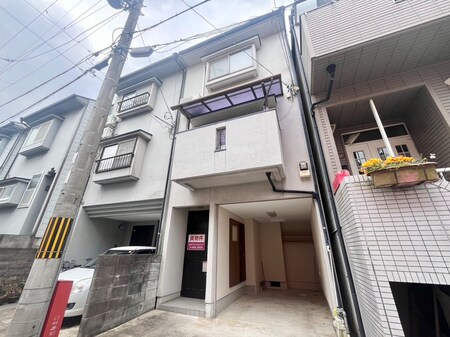 太秦乾町31-10貸家外観写真