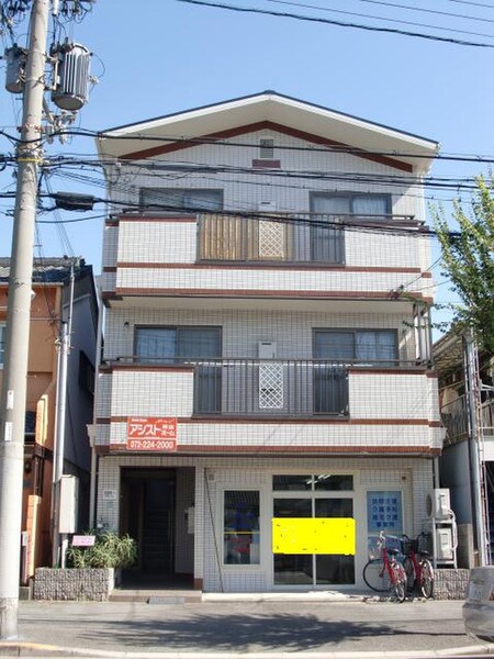 ホワイトオーキッド外観写真