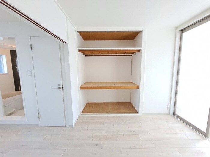 物件内観写真15　(収納)