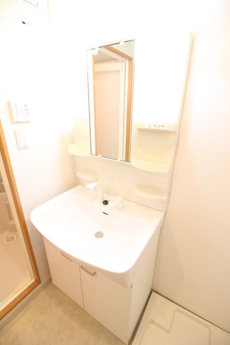 物件内観写真11　(洗面)