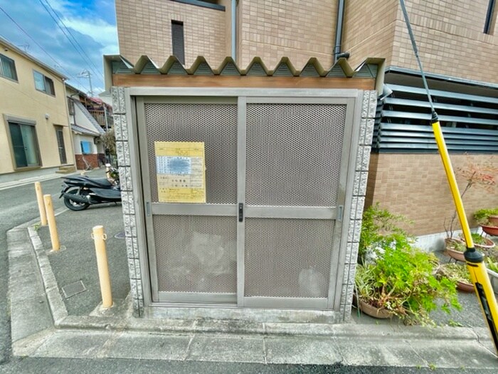 物件外観写真4　(建物設備)
