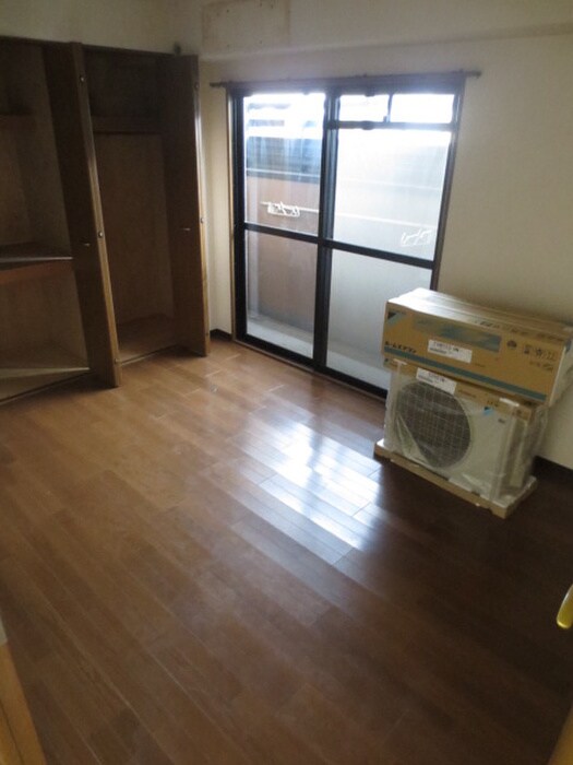 物件内観写真10　(居室)