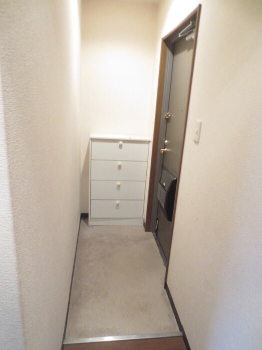 物件内観写真15　(玄関)