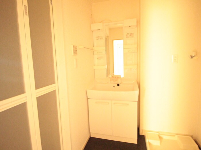 物件内観写真6　(洗面)