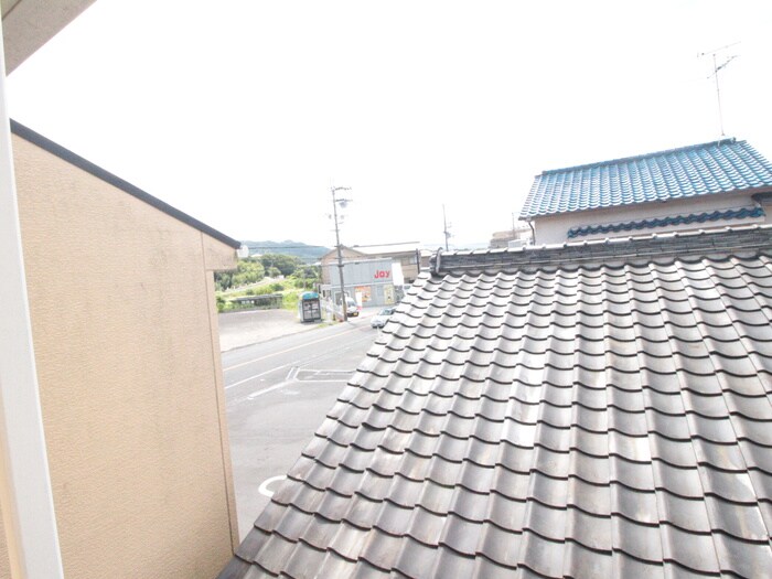 物件内観写真11　(室内からの展望)