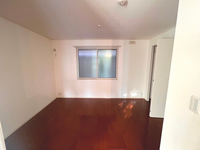 物件内観写真15　(居室)