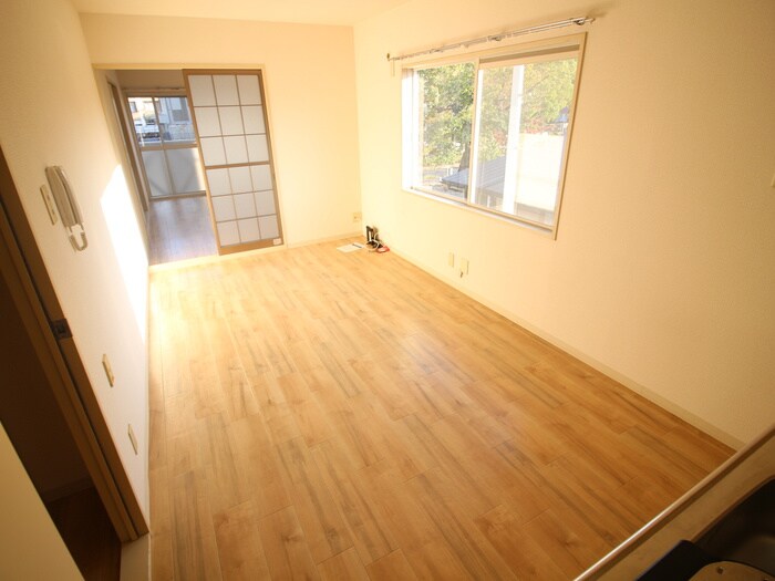 物件内観写真9　(居室)