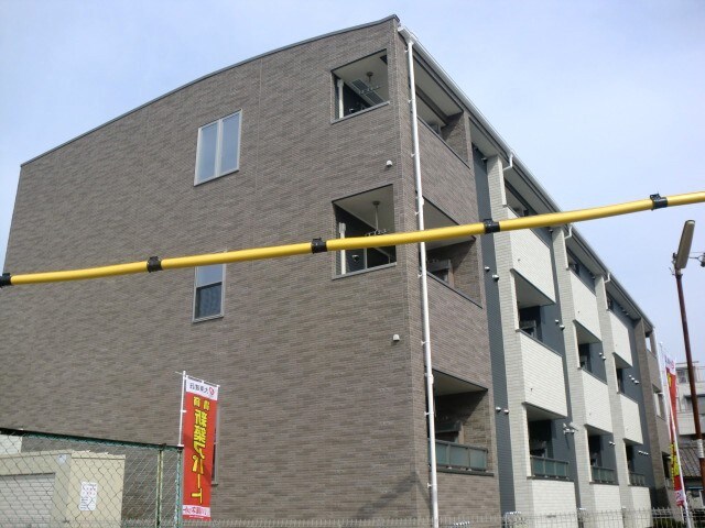 物件外観写真3　(外観写真)