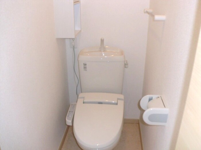 物件内観写真13　(トイレ)