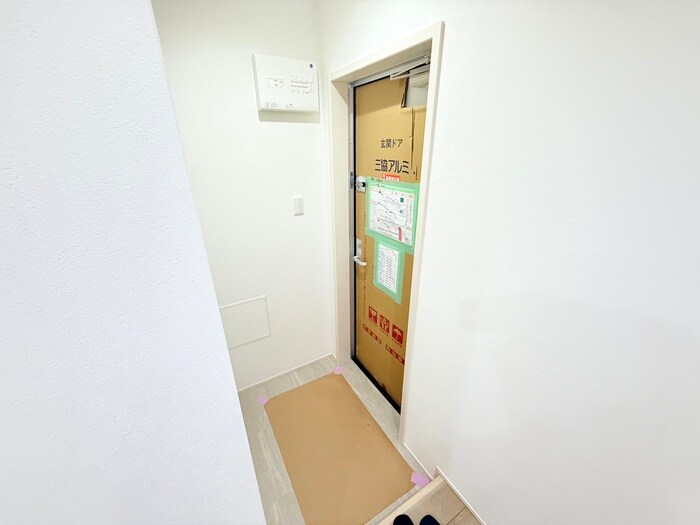 物件内観写真21　(玄関)