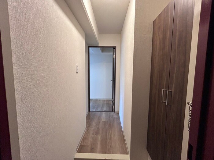 物件内観写真11　(廊下)