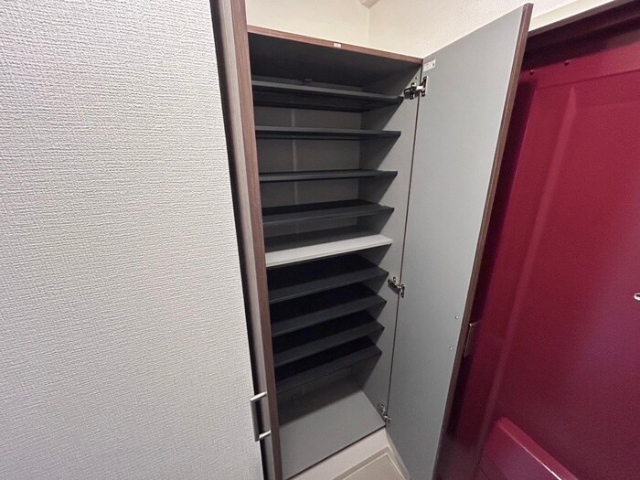 物件内観写真12　(靴箱)