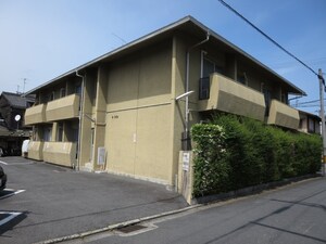 ロイヤルハウスアオイ外観写真