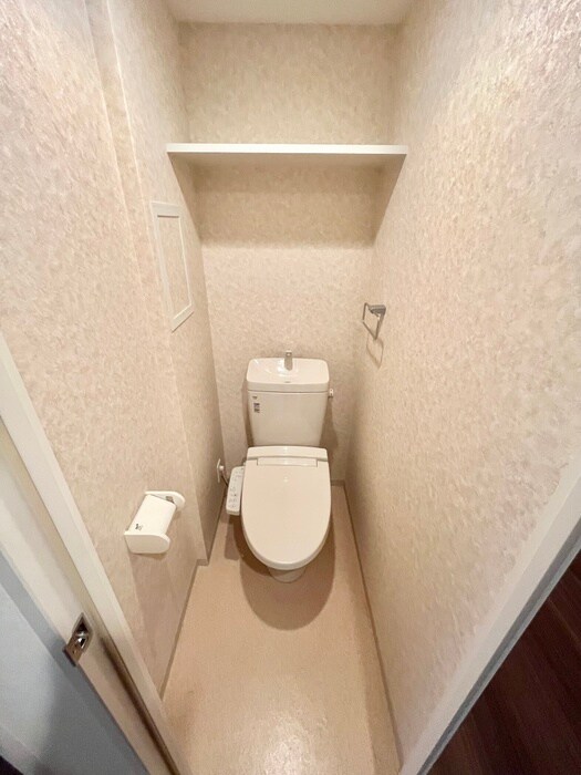 物件内観写真9　(トイレ)