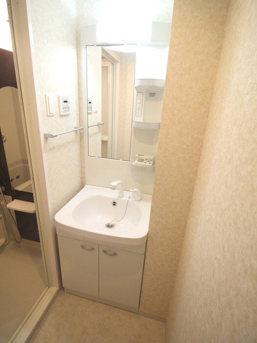 物件内観写真12　(洗面)