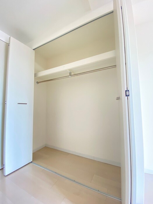 物件内観写真12　(収納)