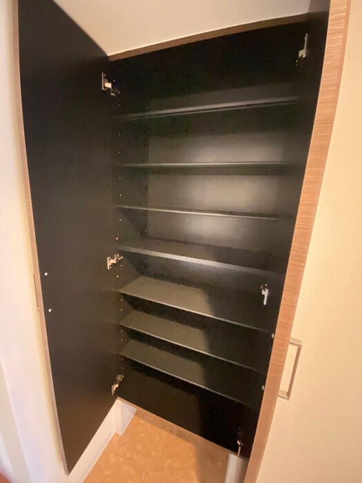 物件内観写真13　(靴箱)