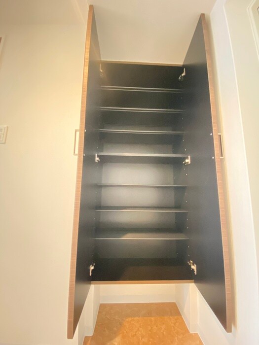 物件内観写真13　(靴箱)