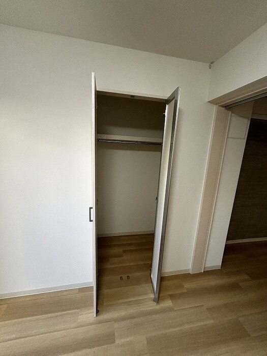 物件内観写真10　(収納)