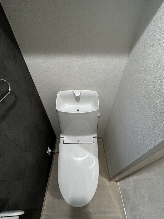 物件内観写真14　(トイレ)