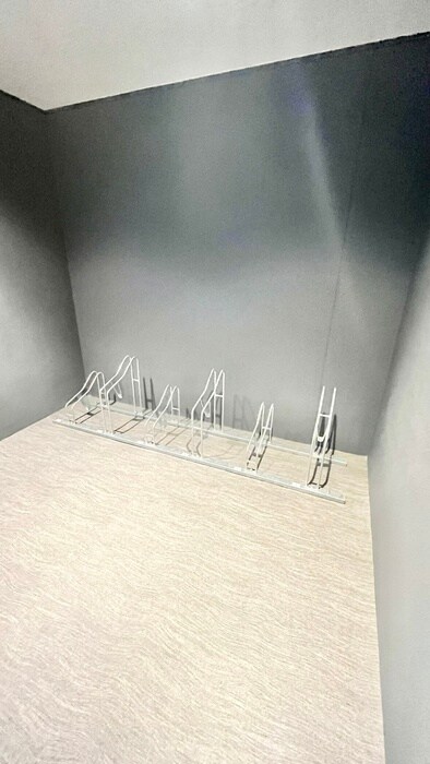 物件外観写真6　(駐輪場)