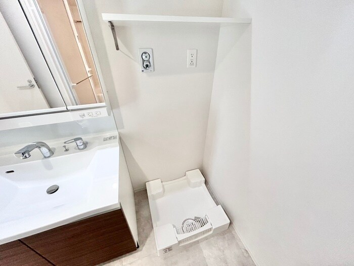 物件内観写真11　(洗面)