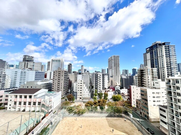 物件内観写真16　(室内からの展望)