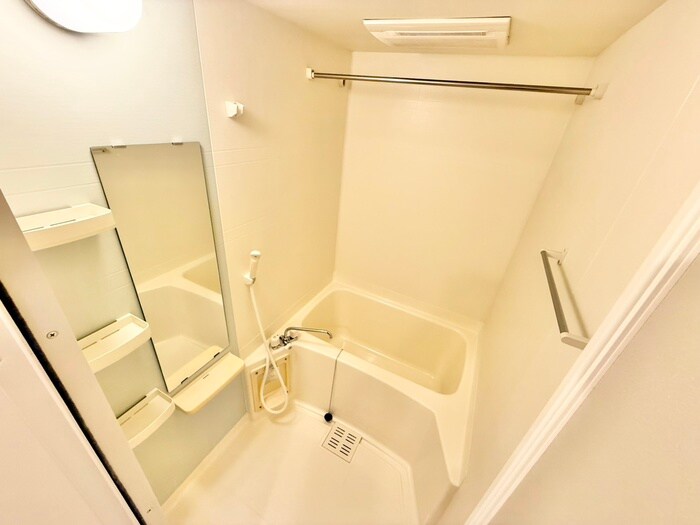 物件内観写真12　(バス／シャワールーム等)