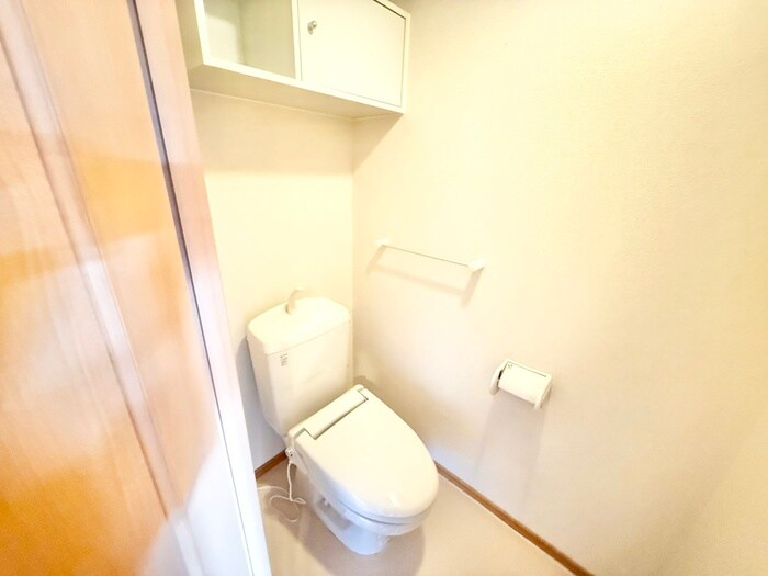 物件内観写真14　(トイレ)